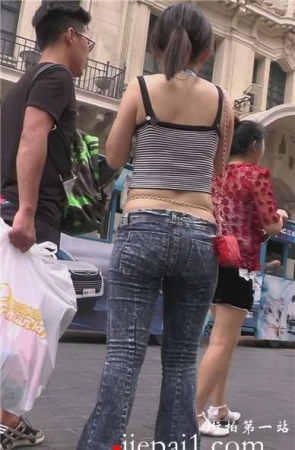 超短吊带背心肥臀丰满紧身牛仔喇叭裤 [2.17 GB]