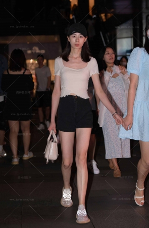 自然流露才最真实，240313-20-87 15P