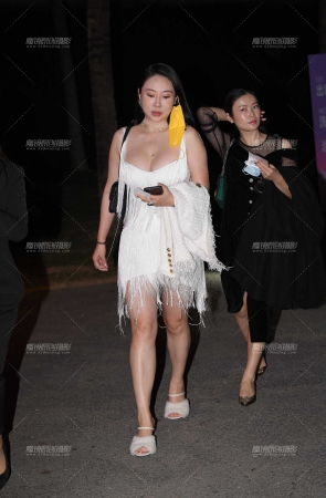 性感丰腴的女人