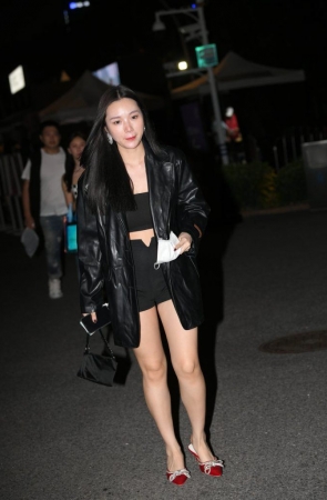 英姿飒爽黑皮衣 [79P-1.80GB]