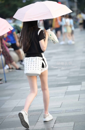 22814-13+52一白遮三丑，白，就是迷人 15P