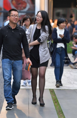 9312-11+42她，有点像幼儿园老师~ 6P