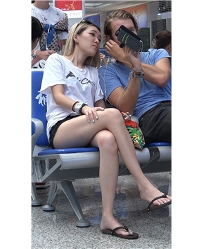 4K 人字拖玉足美腿小姐姐 [6.35 GB]