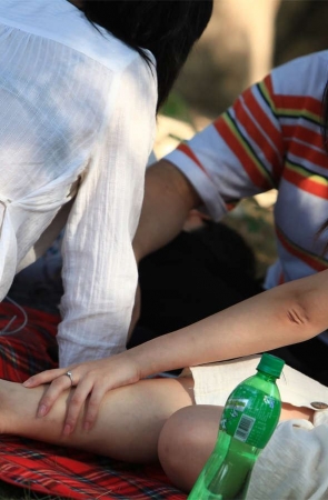 No827 雄关漫道真如铁，而今迈步从头越