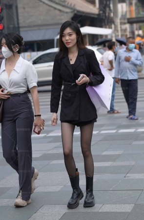 黑丝袜性感纯妹子/240106-6-101 15P