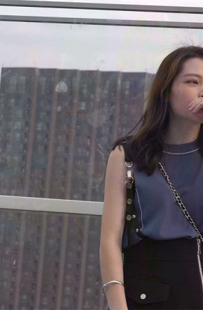 粉嫩的美足短裙MM 1