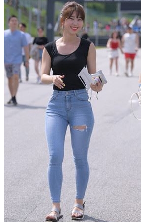 漂亮的丰腴牛仔美屯小姐姐(47P)