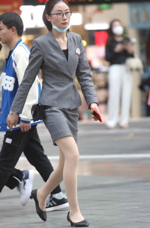 街拍肉丝职业装