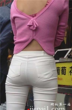 极品紧绷内痕明显的白裤美女  [275 MB]