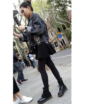 4k超清，街拍黑色裤袜美眉