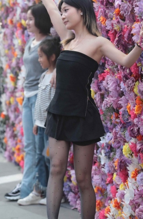 街拍黑丝妹子-14P