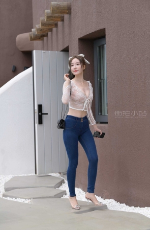 【视觉冲击旅拍摄影作品】第一篇：紧身蜜桃裤