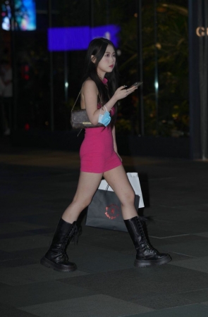 靓丽长靴短裙 [40P-593MB]