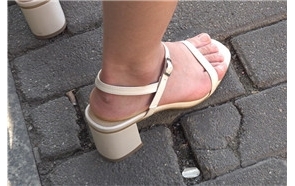 白皙粉嫩凉高跟玉足mm [1.17 GB/avi]