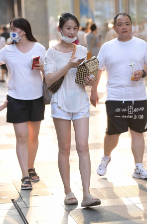 2278-7+70良家少妇 14P