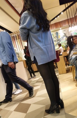 黑色丝袜高跟鞋美少妇诱人美腿