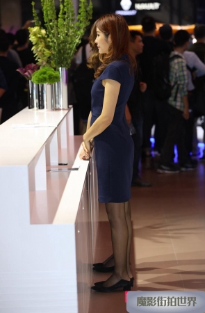 漂亮黑丝礼仪小姐姐3A1239[168M]