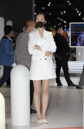 肉 丝长tui白色职业装很哇塞