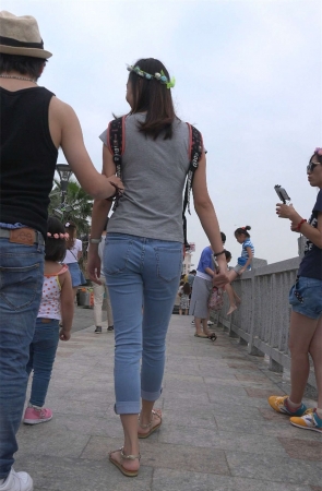 海边蓝牛小少妇