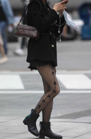 诱惑街拍黑丝shaofu