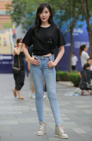 青春牛仔裤T恤 [40P-410MB]