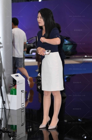 【摄神作品】2565-20=62√肉丝博主 9P