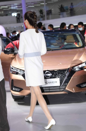 211121-46=43√双丝出海 7P