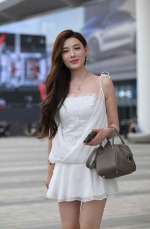 白裙美腿凉高美女 [130P-2.20GB]