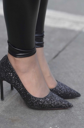 不必在乎我是谁