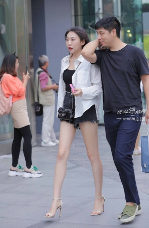 8912-3+41/热裤大长腿 5P