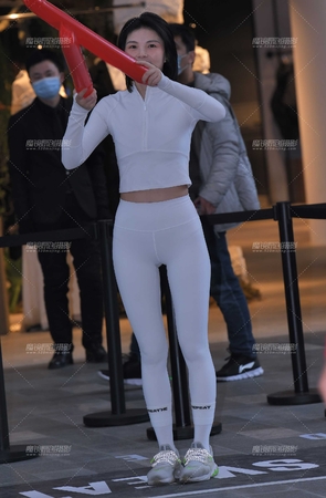 快乐的白色紧身裤 [15P]