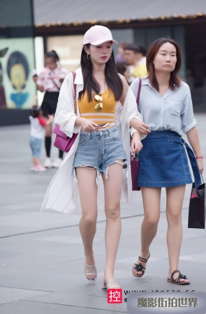 热裤美女3A2742[680M]