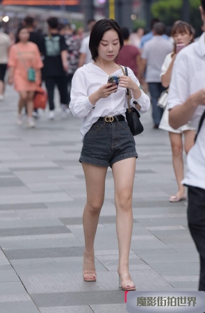 热裤美女3A2373[680M]