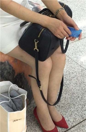 极品气质红高跟知性美女