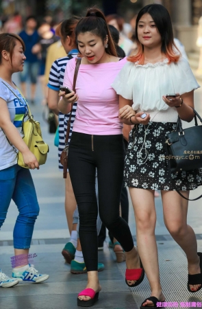 李欢原创——–黑裤，丰腴（15P）