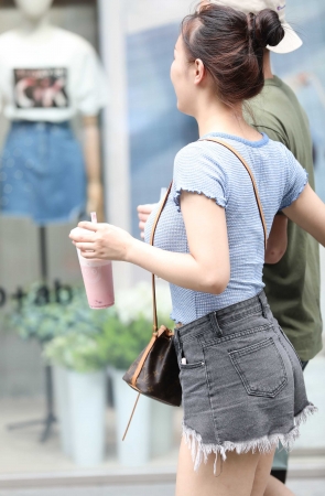 一个字“大”！