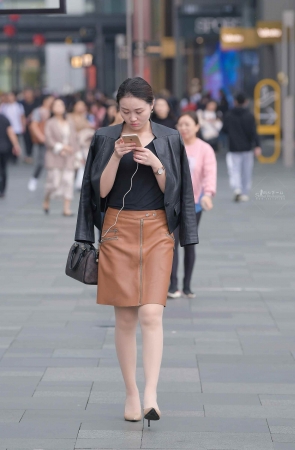 9925-12+53-爱穿丝 袜的朲萋