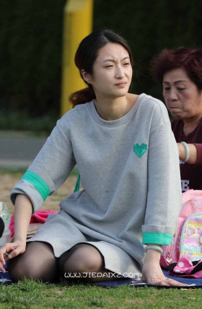 风韵的黑丝美妇