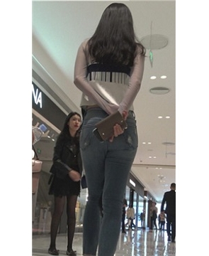 4k-高跟鞋长腿女神姐姐跟闺蜜逛商场 [2.11 GB]