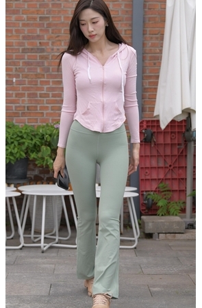 Breeze(607P)[11.7G/JPG]