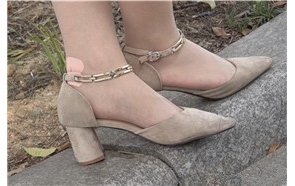 一箭双雕，哪个更诱人？[1.36 GB/avi]