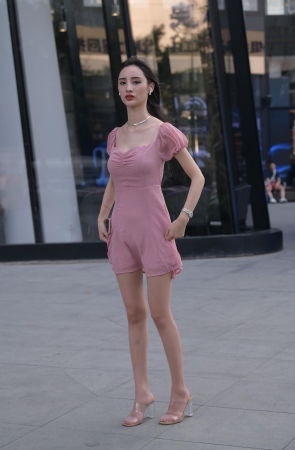 高颜值大长腿，爱了吗