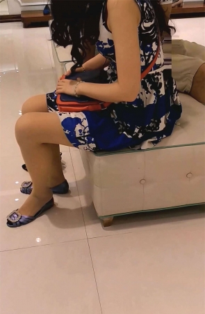 鞋店里面的美足姐姐