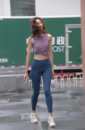 [一只麋鹿专区] 蓝色瑜伽裤运动系高挑美女【图片➕视频】