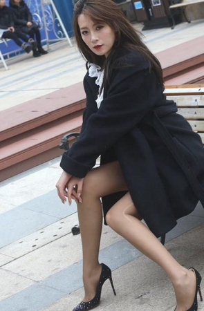 极品女神妮妮的咖啡色丝袜模拍视频3A088[1.15G]