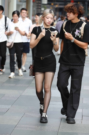 黑丝紧腰连衣裙 10P