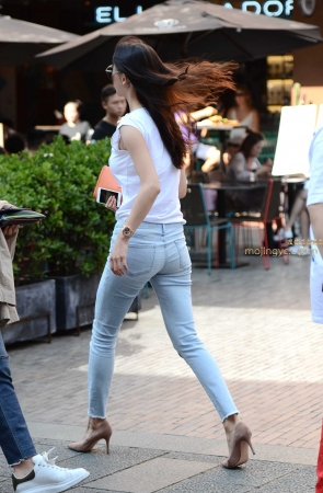 神摄手参赛24 高挑，浅蓝紧牛（23P）