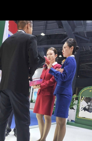 4k视频山东航空空姐深灰丝高挑大长腿 3P