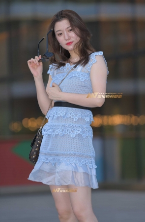 美腿少妇皮肤真好